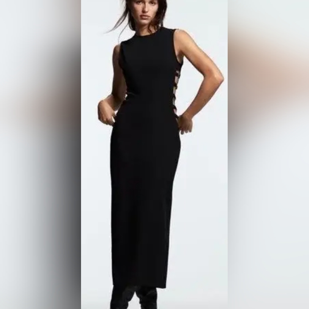 ZARA Side Ring Cutout midi dress